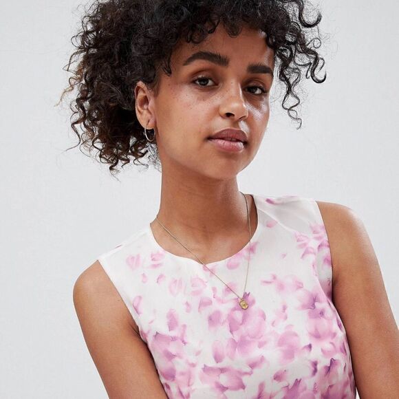 QED London floral peplum sleeveless blouse - Picture 3 of 11